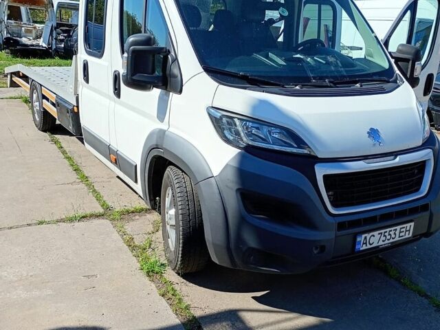 Белый Пежо Boxer, объемом двигателя 3 л и пробегом 460 тыс. км за 25000 $, фото 1 на Automoto.ua