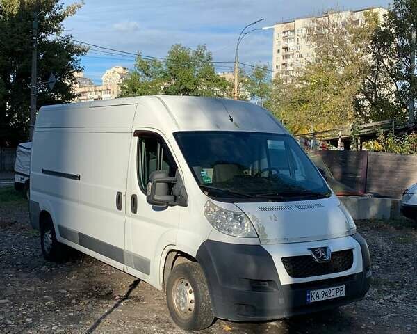 Белый Пежо Boxer, объемом двигателя 2.2 л и пробегом 314 тыс. км за 10500 $, фото 1 на Automoto.ua