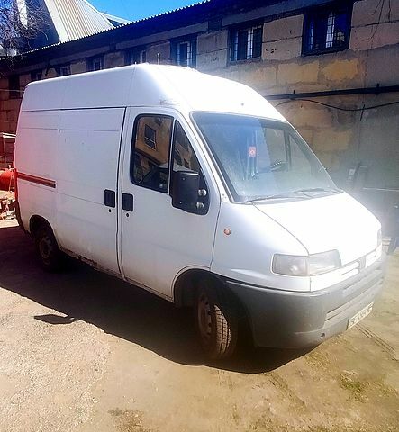 Белый Пежо Boxer, объемом двигателя 22 л и пробегом 268 тыс. км за 2200 $, фото 1 на Automoto.ua