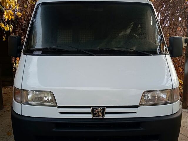 Белый Пежо Boxer, объемом двигателя 1.9 л и пробегом 280 тыс. км за 4400 $, фото 1 на Automoto.ua