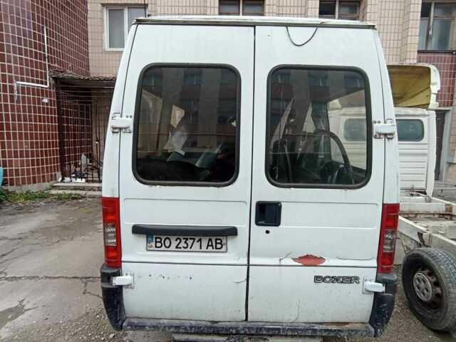 Белый Пежо Boxer, объемом двигателя 0 л и пробегом 250 тыс. км за 2500 $, фото 1 на Automoto.ua