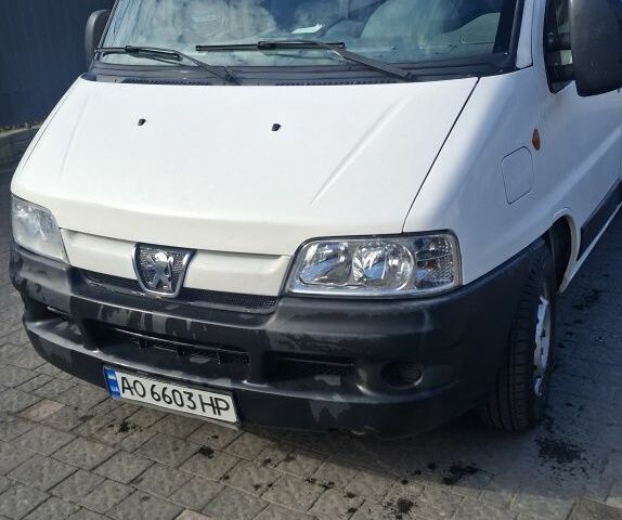 Белый Пежо Boxer, объемом двигателя 2 л и пробегом 505 тыс. км за 4400 $, фото 1 на Automoto.ua