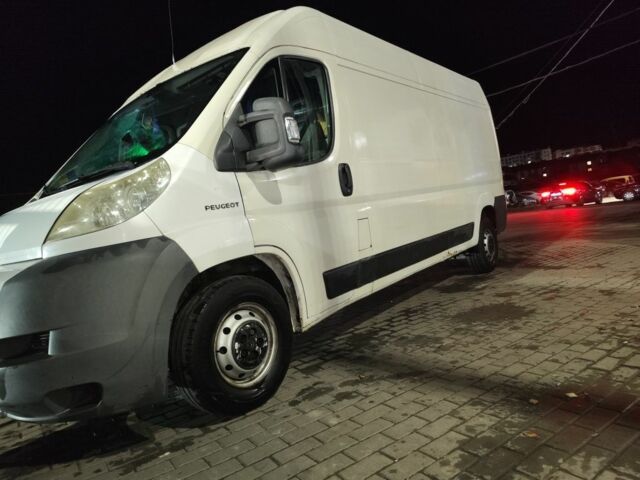 Белый Пежо Boxer, объемом двигателя 2 л и пробегом 333 тыс. км за 2626 $, фото 1 на Automoto.ua