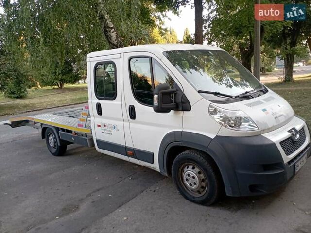 Белый Пежо Boxer, объемом двигателя 2.2 л и пробегом 325 тыс. км за 14995 $, фото 1 на Automoto.ua