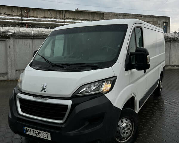 Білий Пежо Boxer, об'ємом двигуна 2.2 л та пробігом 310 тис. км за 12500 $, фото 1 на Automoto.ua