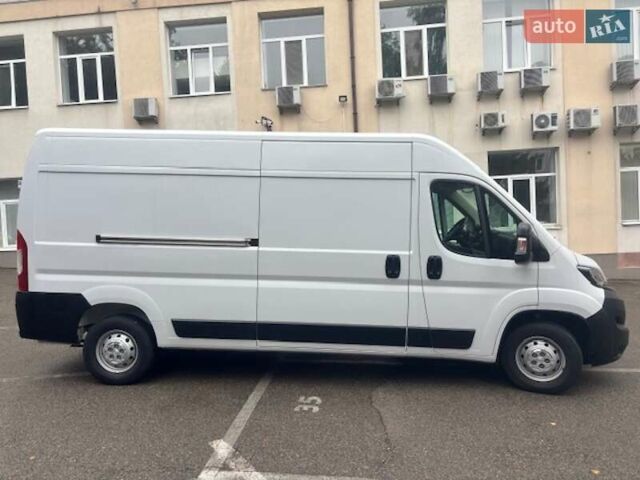 Белый Пежо Boxer, объемом двигателя 2.2 л и пробегом 10 тыс. км за 28000 $, фото 1 на Automoto.ua