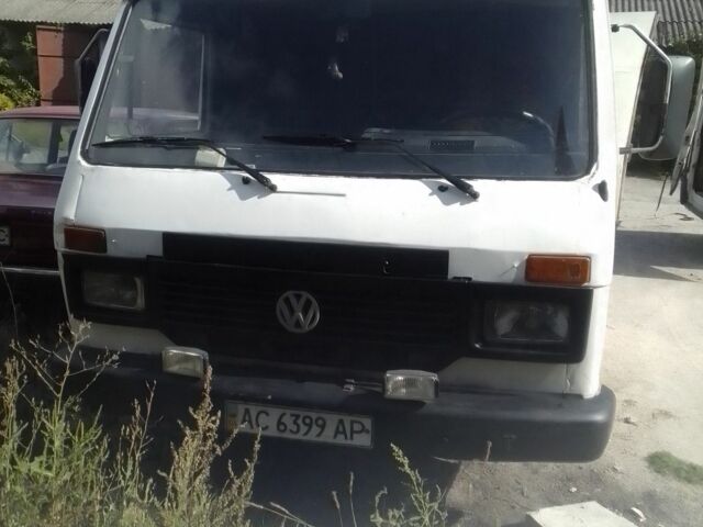 Белый Пежо Boxer, объемом двигателя 0 л и пробегом 360 тыс. км за 1100 $, фото 1 на Automoto.ua