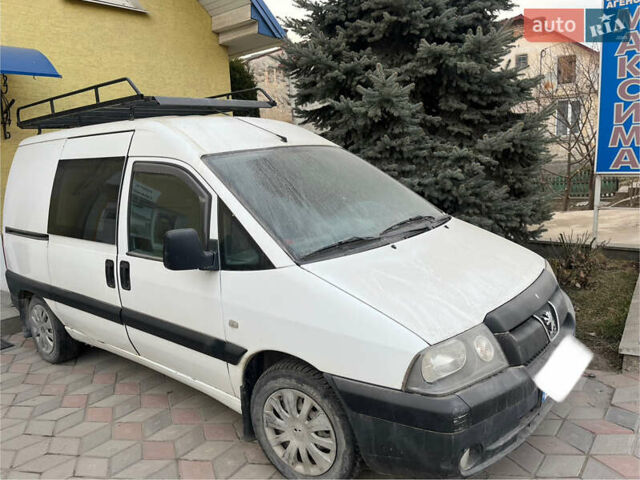 Белый Пежо Boxer, объемом двигателя 2 л и пробегом 250 тыс. км за 3000 $, фото 1 на Automoto.ua