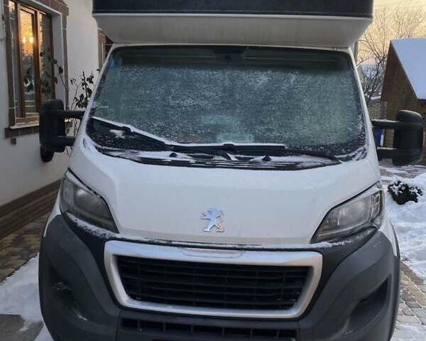 Білий Пежо Boxer, об'ємом двигуна 3 л та пробігом 325 тис. км за 17000 $, фото 1 на Automoto.ua
