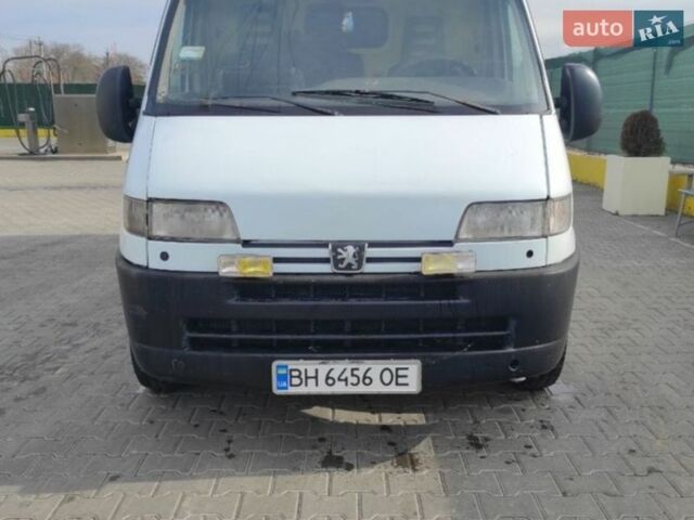 Белый Пежо Boxer, объемом двигателя 2.8 л и пробегом 325 тыс. км за 4200 $, фото 1 на Automoto.ua