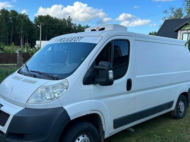 Белый Пежо Boxer, объемом двигателя 2.2 л и пробегом 320 тыс. км за 6800 $, фото 1 на Automoto.ua
