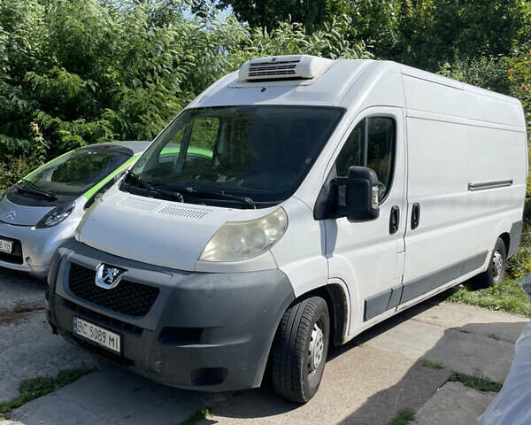 Белый Пежо Boxer, объемом двигателя 2.2 л и пробегом 390 тыс. км за 7900 $, фото 1 на Automoto.ua