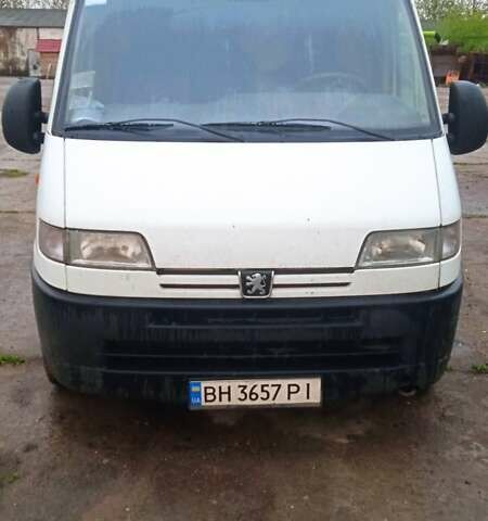 Белый Пежо Boxer, объемом двигателя 2.46 л и пробегом 300 тыс. км за 3000 $, фото 1 на Automoto.ua