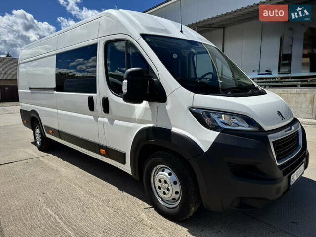 Белый Пежо Boxer, объемом двигателя 2.2 л и пробегом 163 тыс. км за 25000 $, фото 1 на Automoto.ua