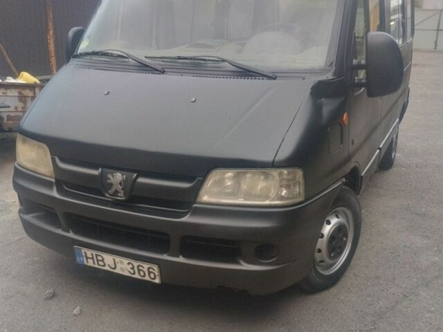 Черный Пежо Boxer, объемом двигателя 0 л и пробегом 250 тыс. км за 1663 $, фото 1 на Automoto.ua
