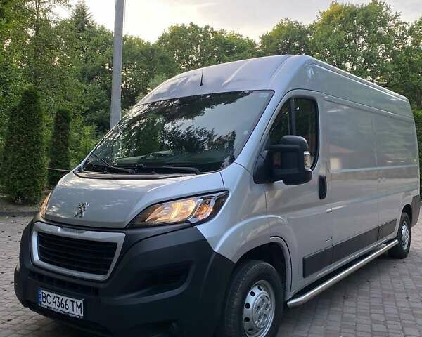 Серый Пежо Boxer, объемом двигателя 2.2 л и пробегом 354 тыс. км за 20900 $, фото 1 на Automoto.ua
