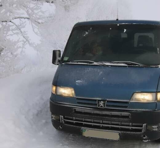 Синий Пежо Boxer, объемом двигателя 2.3 л и пробегом 418 тыс. км за 3200 $, фото 1 на Automoto.ua