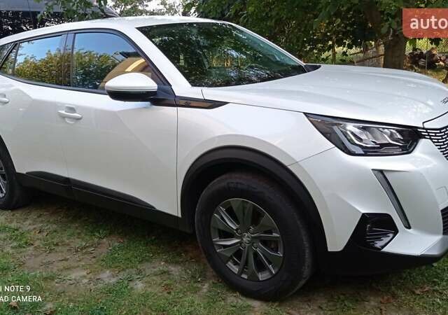 Белый Пежо e-2008, объемом двигателя 0 л и пробегом 76 тыс. км за 15700 $, фото 1 на Automoto.ua
