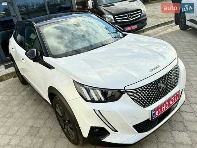 Белый Пежо e-2008, объемом двигателя 0 л и пробегом 136 тыс. км за 16700 $, фото 1 на Automoto.ua