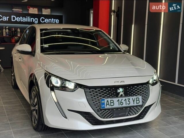 Білий Пежо e-208, об'ємом двигуна 0 л та пробігом 17 тис. км за 13699 $, фото 1 на Automoto.ua