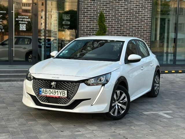 Белый Пежо e-208, объемом двигателя 0 л и пробегом 49 тыс. км за 13600 $, фото 1 на Automoto.ua