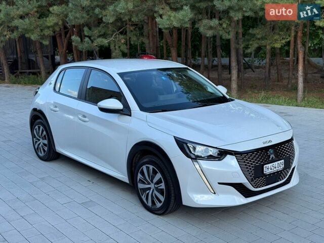 Білий Пежо e-208, об'ємом двигуна 0 л та пробігом 72 тис. км за 13500 $, фото 1 на Automoto.ua