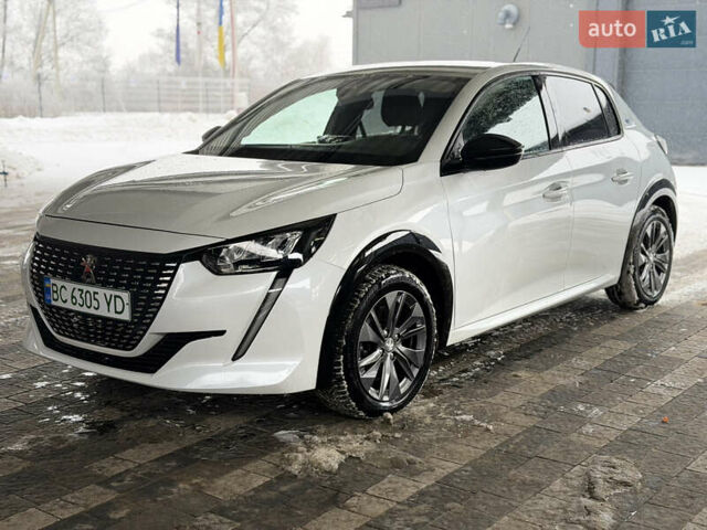 Білий Пежо e-208, об'ємом двигуна 0 л та пробігом 66 тис. км за 13400 $, фото 1 на Automoto.ua