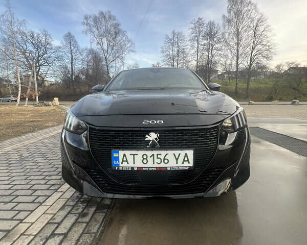 Черный Пежо e-208, объемом двигателя 0 л и пробегом 90 тыс. км за 14900 $, фото 1 на Automoto.ua