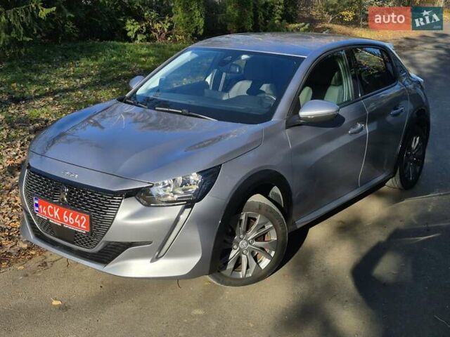 Серый Пежо e-208, объемом двигателя 0 л и пробегом 82 тыс. км за 14744 $, фото 1 на Automoto.ua