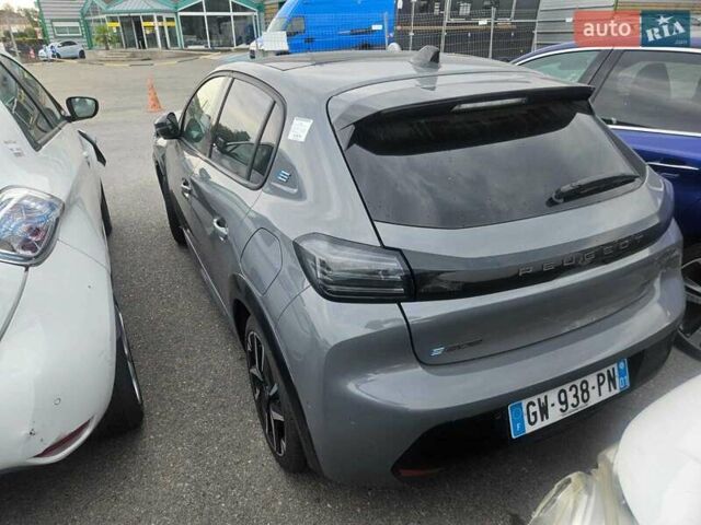 Серый Пежо e-208, объемом двигателя 0 л и пробегом 41 тыс. км за 10999 $, фото 1 на Automoto.ua
