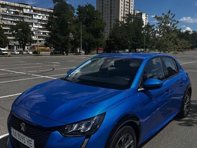 Синий Пежо e-208, объемом двигателя 0 л и пробегом 65 тыс. км за 14300 $, фото 1 на Automoto.ua