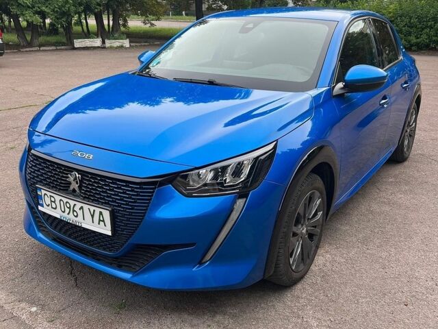 Синий Пежо e-208, объемом двигателя 0 л и пробегом 61 тыс. км за 14500 $, фото 1 на Automoto.ua