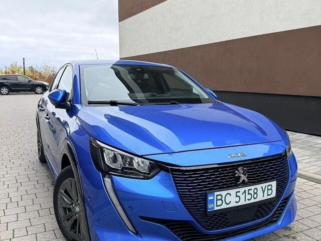 Синий Пежо e-208, объемом двигателя 0 л и пробегом 60 тыс. км за 14500 $, фото 1 на Automoto.ua
