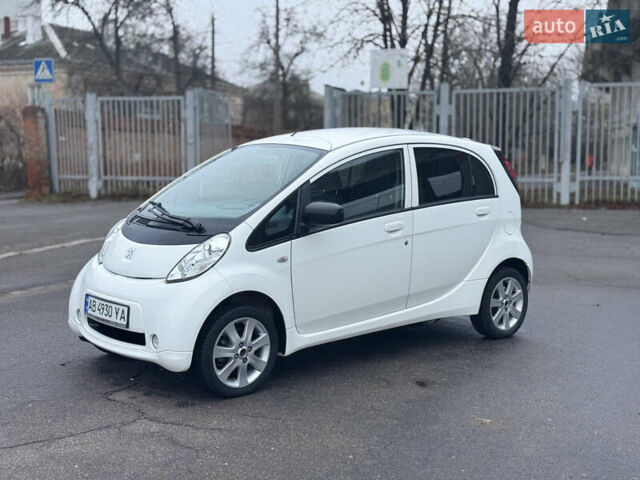 Білий Пежо iOн, об'ємом двигуна 0 л та пробігом 64 тис. км за 4999 $, фото 1 на Automoto.ua