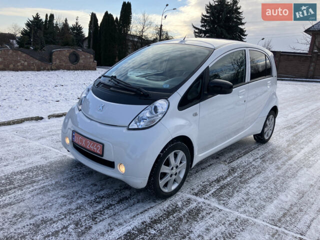 Білий Пежо iOн, об'ємом двигуна 0 л та пробігом 126 тис. км за 4900 $, фото 1 на Automoto.ua