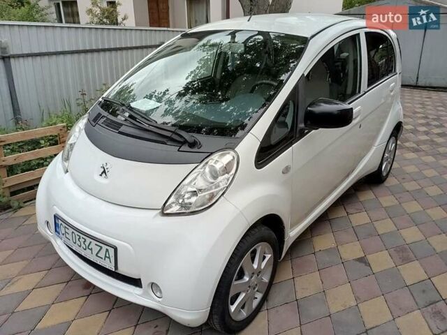 Білий Пежо iOн, об'ємом двигуна 0 л та пробігом 59 тис. км за 5200 $, фото 1 на Automoto.ua