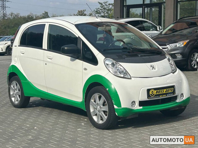 Білий Пежо iOн, об'ємом двигуна 16 л та пробігом 81 тис. км за 6200 $, фото 1 на Automoto.ua