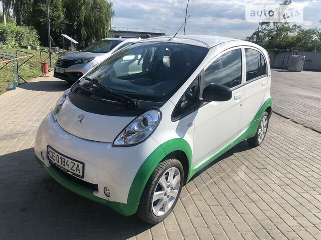 Білий Пежо iOн, об'ємом двигуна 0 л та пробігом 80 тис. км за 5000 $, фото 1 на Automoto.ua