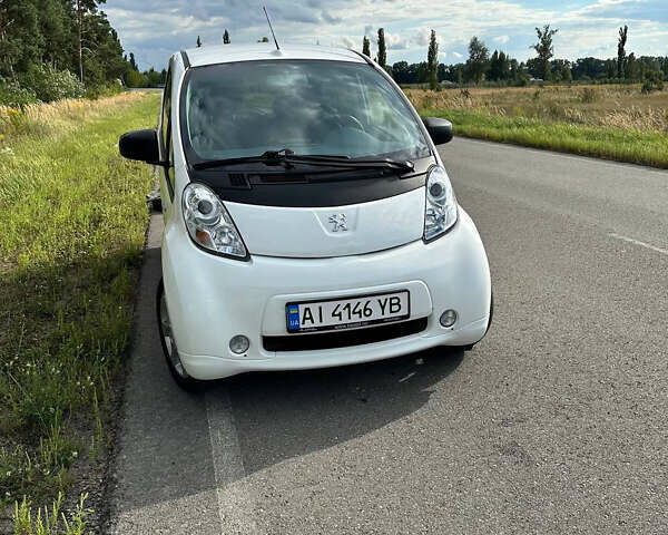 Білий Пежо iOн, об'ємом двигуна 0 л та пробігом 87 тис. км за 4500 $, фото 1 на Automoto.ua