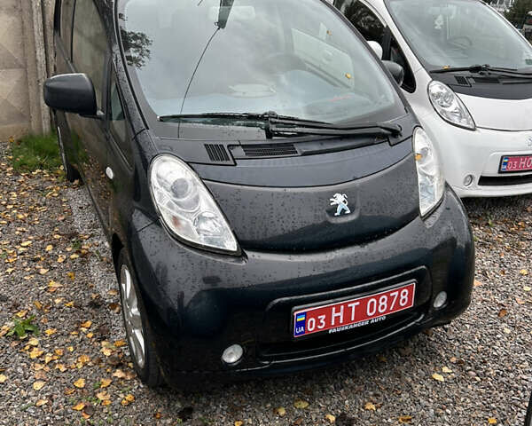 Черный Пежо иOн, объемом двигателя 0 л и пробегом 111 тыс. км за 4000 $, фото 1 на Automoto.ua