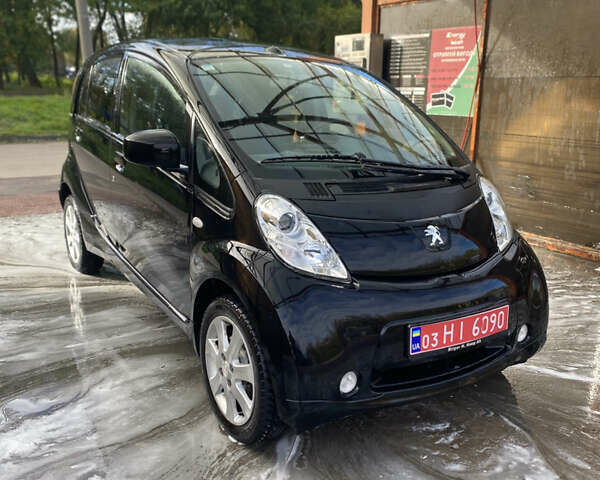 Черный Пежо иOн, объемом двигателя 0 л и пробегом 65 тыс. км за 4500 $, фото 1 на Automoto.ua