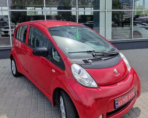 Червоний Пежо iOн, об'ємом двигуна 0 л та пробігом 84 тис. км за 4598 $, фото 1 на Automoto.ua