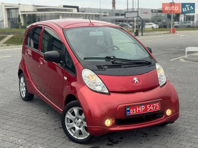 Красный Пежо иOн, объемом двигателя 0 л и пробегом 144 тыс. км за 3990 $, фото 1 на Automoto.ua
