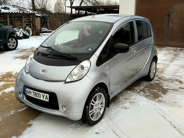 Серый Пежо иOн, объемом двигателя 0 л и пробегом 83 тыс. км за 4550 $, фото 1 на Automoto.ua