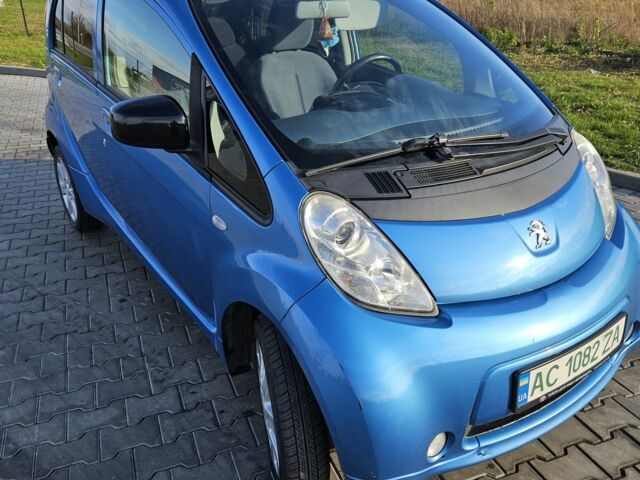 Синий Пежо иOн, объемом двигателя 0 л и пробегом 3 тыс. км за 3284 $, фото 1 на Automoto.ua