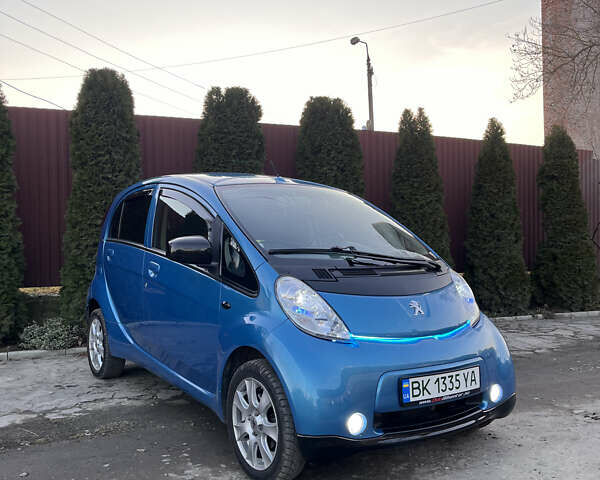 Синій Пежо iOн, об'ємом двигуна 0 л та пробігом 126 тис. км за 4700 $, фото 1 на Automoto.ua