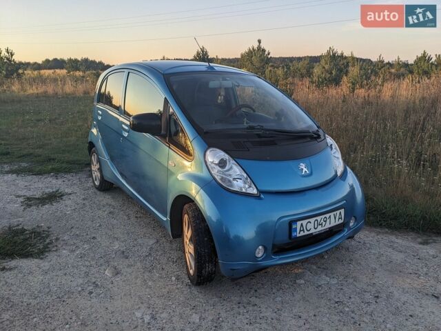 Синий Пежо иOн, объемом двигателя 0 л и пробегом 155 тыс. км за 5150 $, фото 1 на Automoto.ua