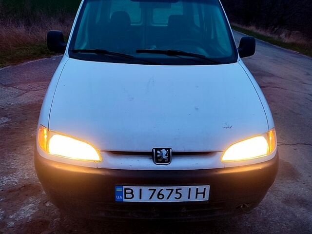 Білий Пежо Partner, об'ємом двигуна 1.9 л та пробігом 0 тис. км за 2200 $, фото 1 на Automoto.ua