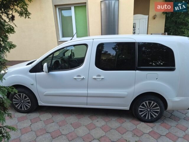 Білий Пежо Partner, об'ємом двигуна 0 л та пробігом 130 тис. км за 8900 $, фото 1 на Automoto.ua