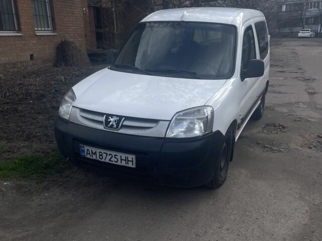 Белый Пежо Partner, объемом двигателя 1.9 л и пробегом 622 тыс. км за 2200 $, фото 1 на Automoto.ua